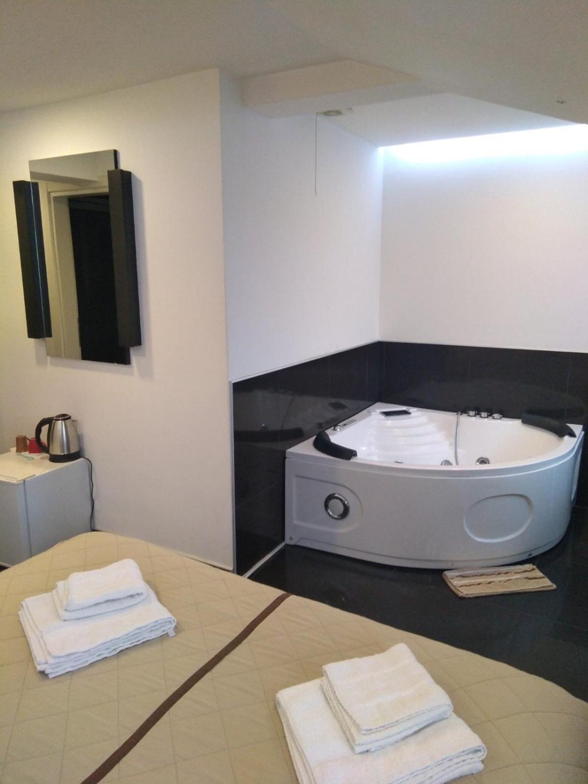 Agent Lux Apartments Jagodina Quarto foto